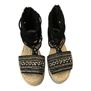 *NWOT Jeffrey Campbell platform sandals